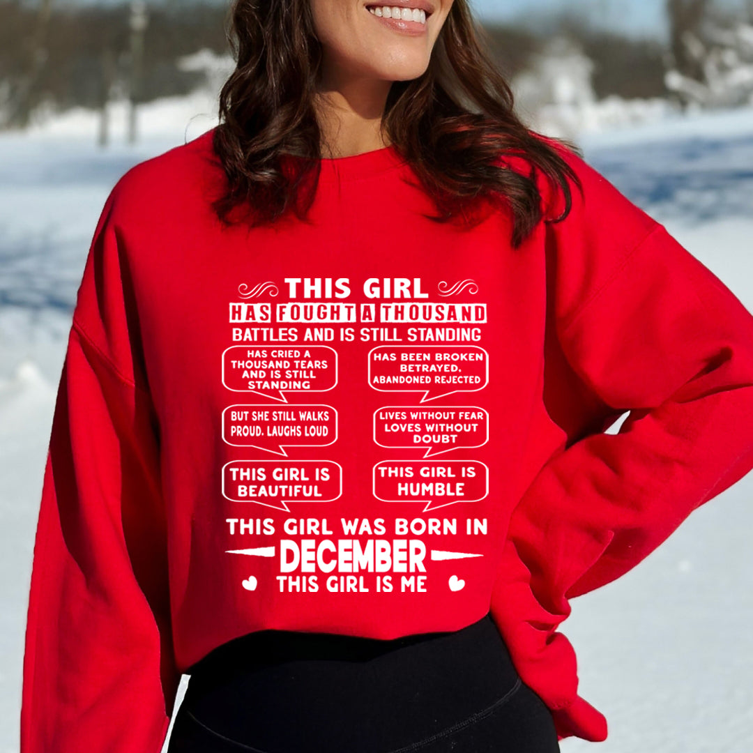 This Girl Was Born In December (white) - Sweatshirt & Hoodie