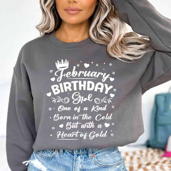 February Birthday Girl Born In The Cold - Sweatshirt &amp; Hoodie