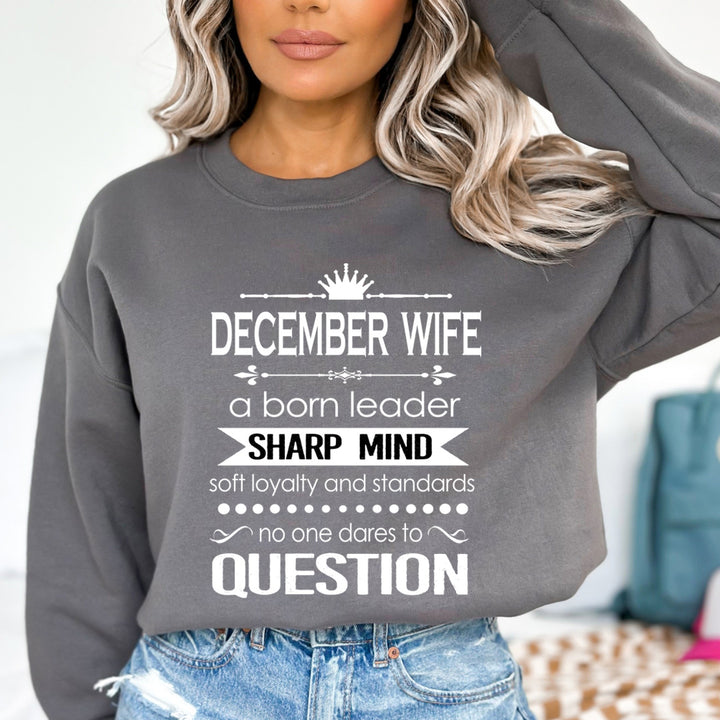 December Wife Sharp Mind - Sweatshirt & Hoodie