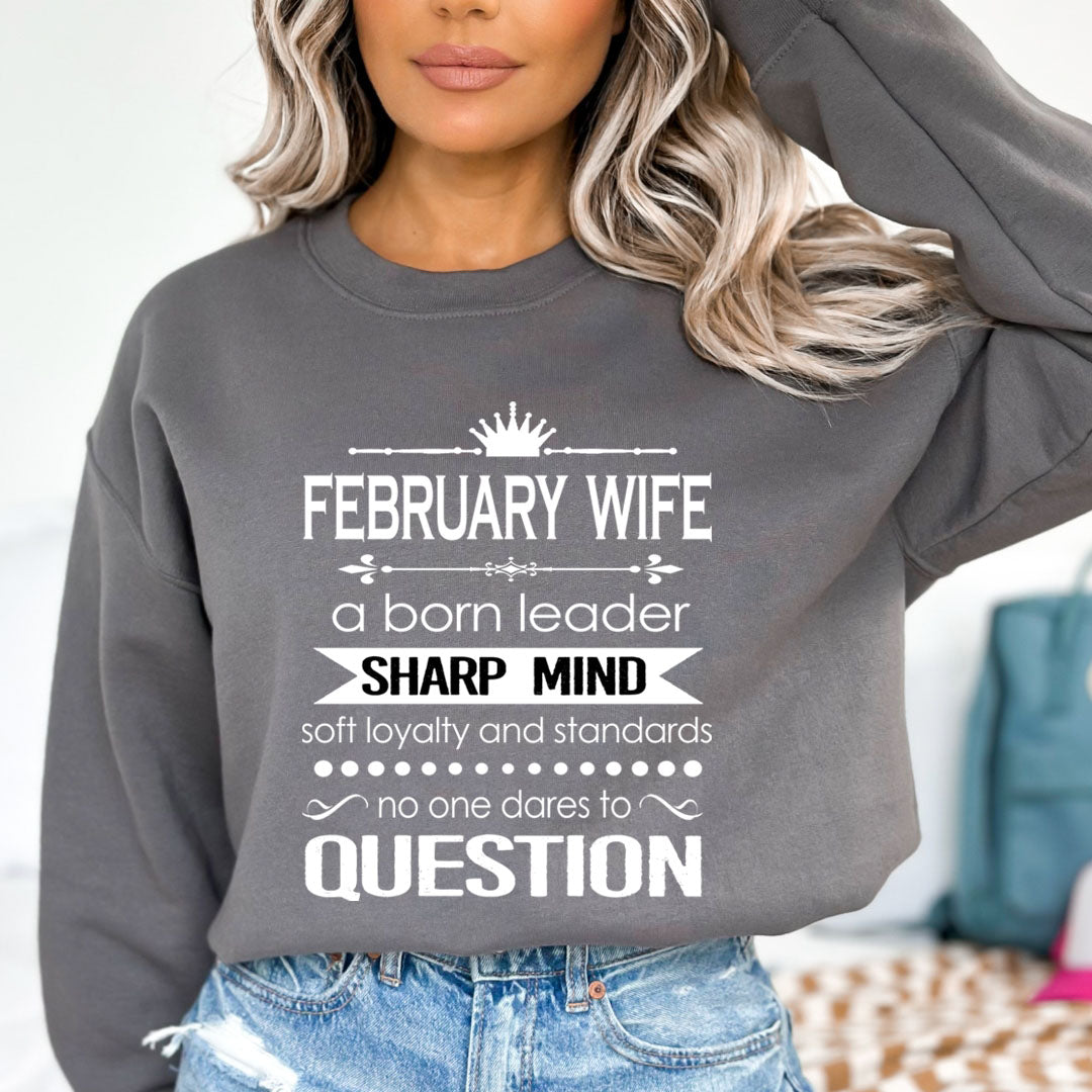 February Wife Sharp Mind - Sweatshirt &amp; Hoodie