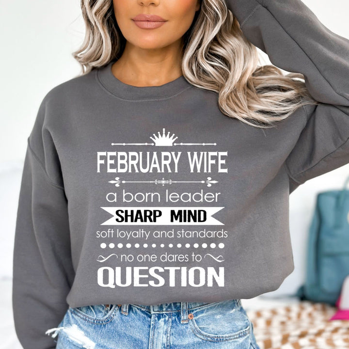 February Wife Sharp Mind - Sweatshirt &amp; Hoodie