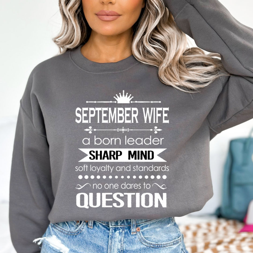 September Wife Sharp Mind - Sweatshirt &amp; Hoodie