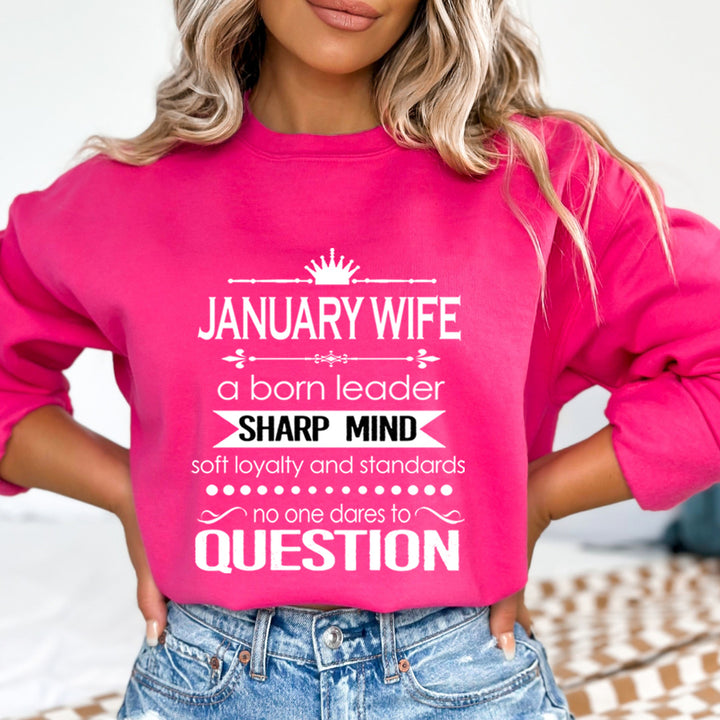January Wife Sharp Mind - Sweatshirt & Hoodie