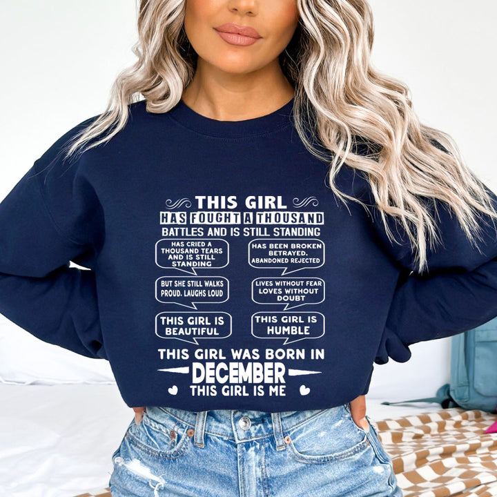 This Girl Was Born In December (white) - Sweatshirt & Hoodie