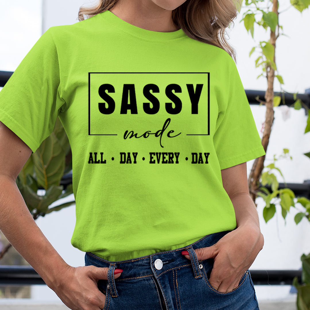 Saasy Mode - Unisex T-Shirt